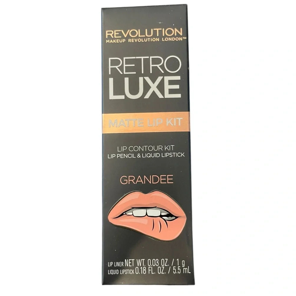 MAKEUP REVOLUTION Retro Luxe Matte Lip Contour Kit GRANDEE Pink Vegan CF NEW‎